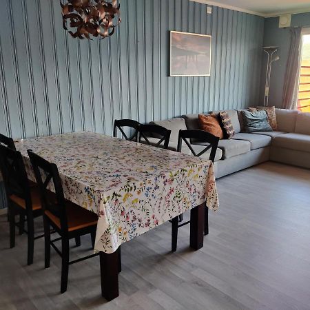 Feelhome 3 Bedroom Near University ทรอมโซ ภายนอก รูปภาพ