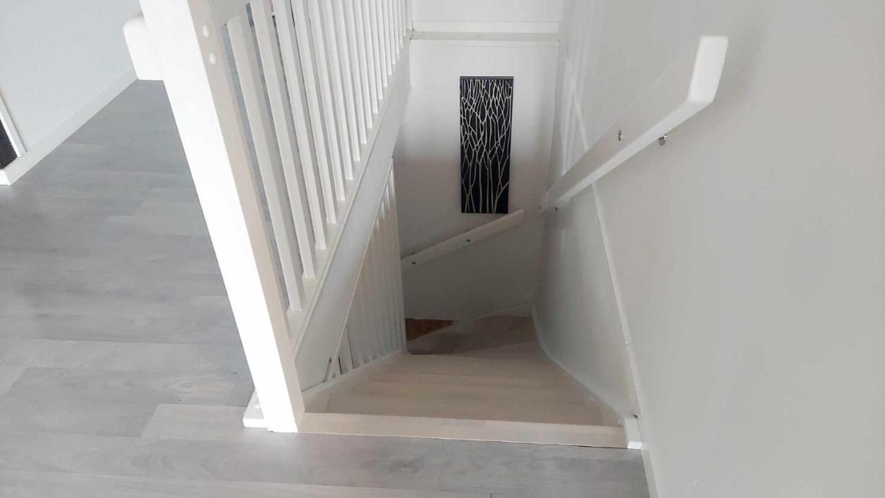 Feelhome 3 Bedroom Near University ทรอมโซ ภายนอก รูปภาพ